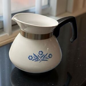 Vintage Corning Ware Blue Cornflower 6 Cup Tea Pot With P-104 Backstamp